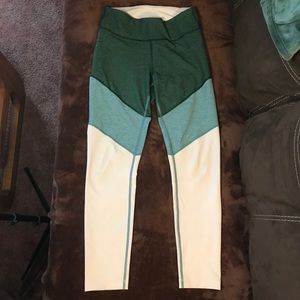 Outdoor Voices Springs Leggings Size M
